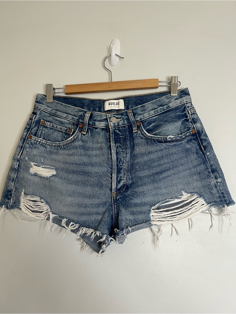 AGOLDE Women's Parker Vintage Cut-Off Short medium wash medium 100% cotton 28 - Picture 2 of 7
